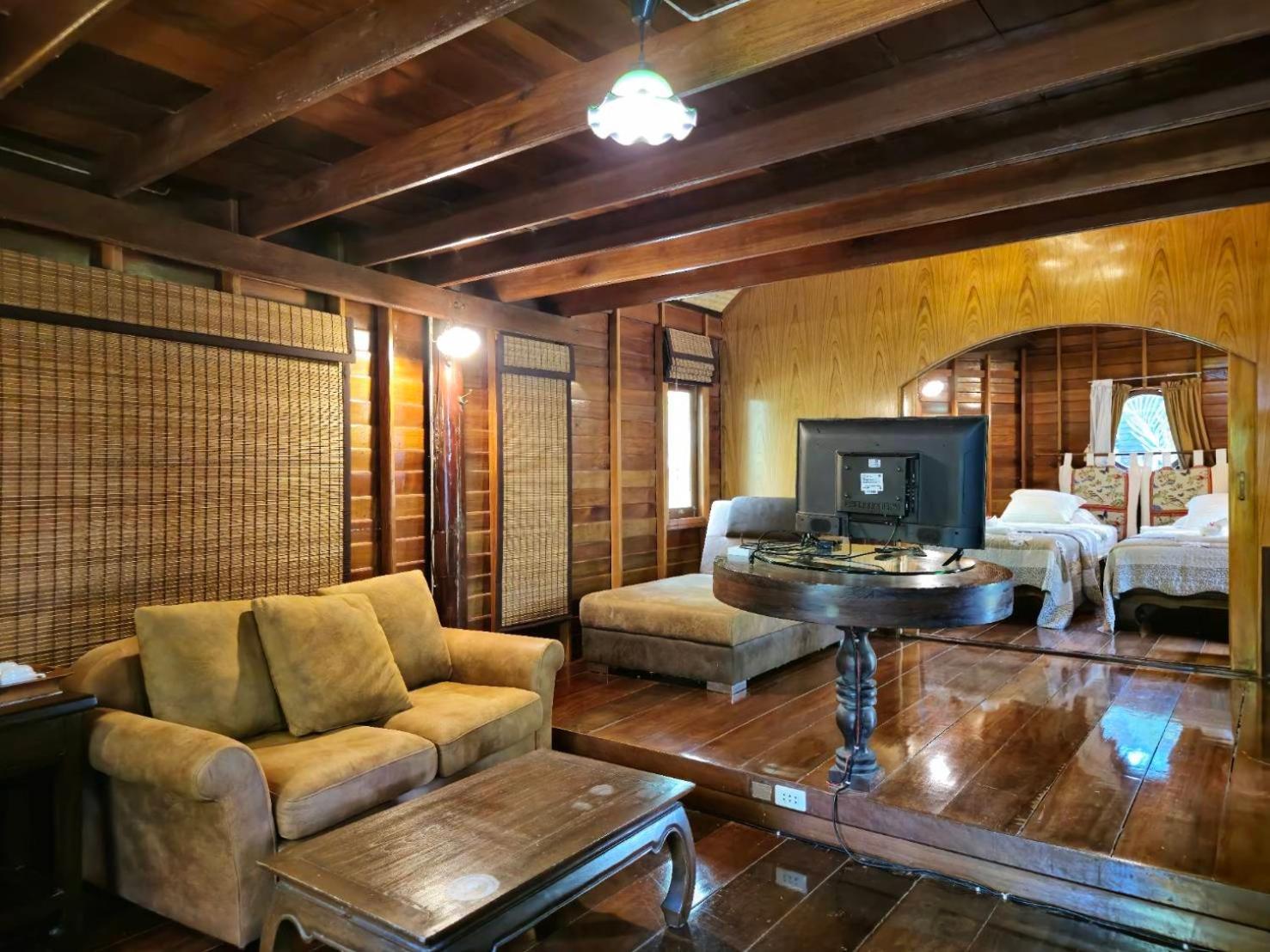 Kaengkrachan Boathouse Paradise Resort Kaeng Krachan Exterior photo